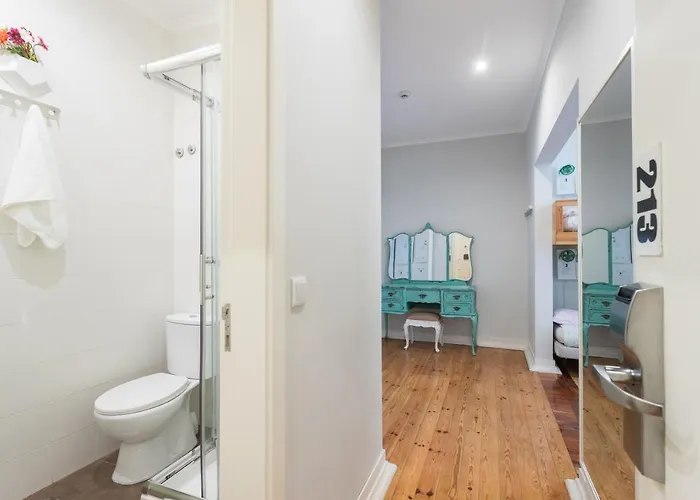 אכסניה Lisboa Central Hostel *