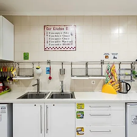 Lisboa Central Hostel *