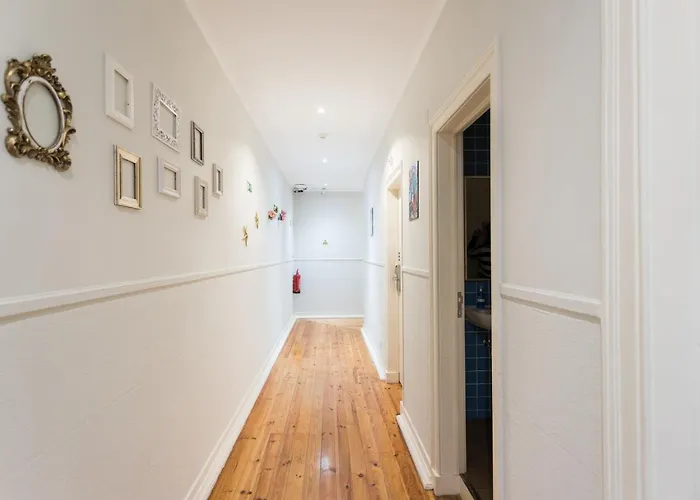 Lisboa Central Hostel אכסניה *